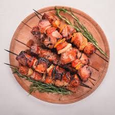 Готовимся к сезону: Лучший маринад для шашлыка, выбор мяса и где отдохнуть в Киеве и Львове