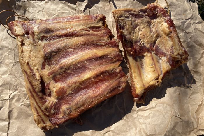 Ребра свинячі Сирокопчені «Закарпатський Дим» (Для справжнього борщу)